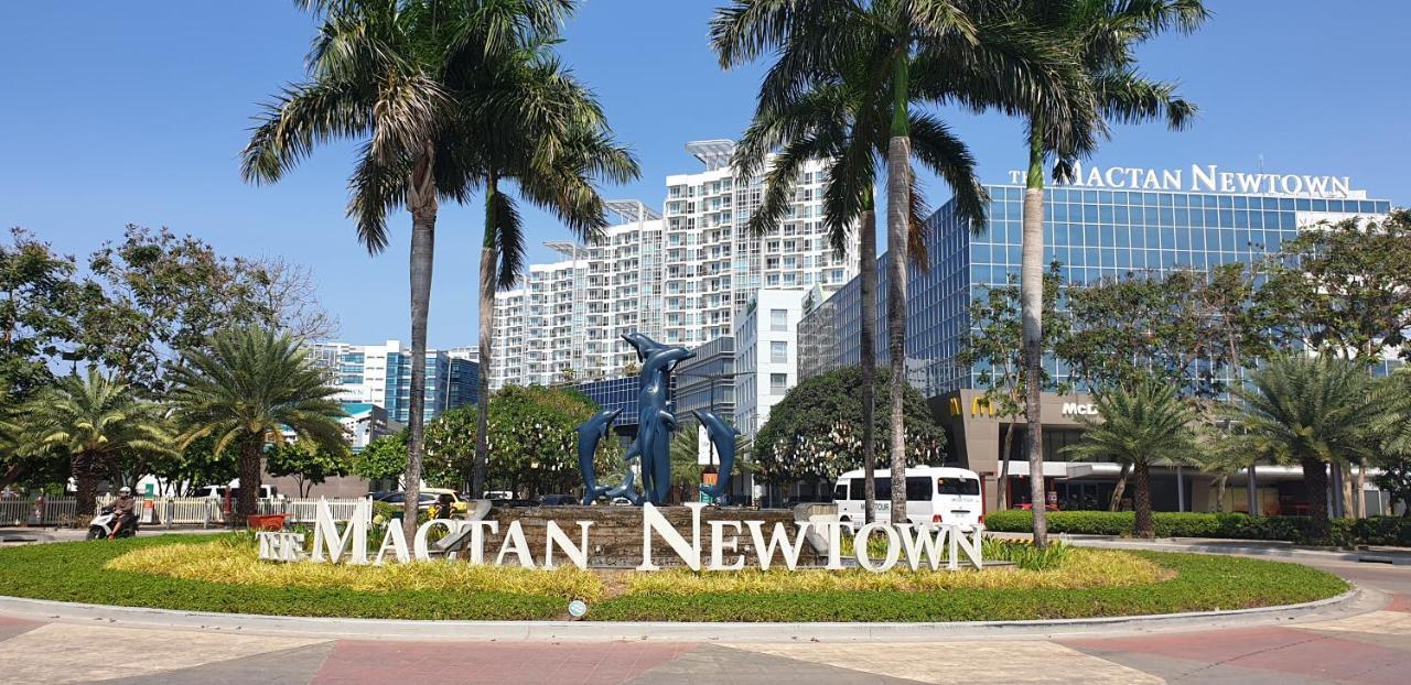 Mactan Newtown Condo With Garden And Ocean View 8Newtown Blvd Lapu-Lapu City Dış mekan fotoğraf
